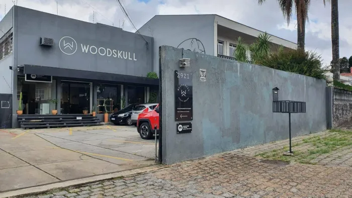 BARRACÃO COM ESCRITÓRIO EM VIA SETORIAL 1