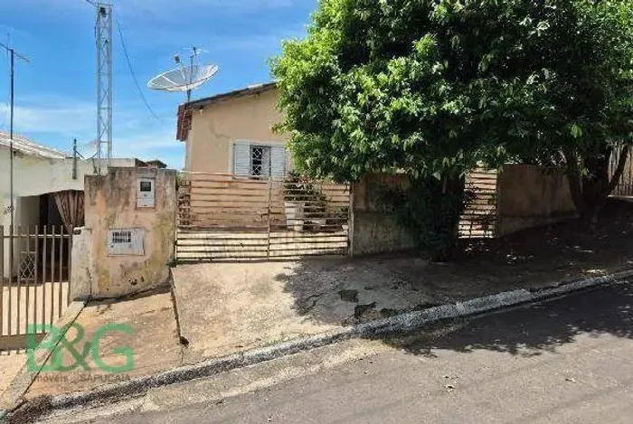 Casa com 2 dormitórios à venda, 59 m² por R$ 80.647,53 - Vila Moreno - Santo Anastácio/SP