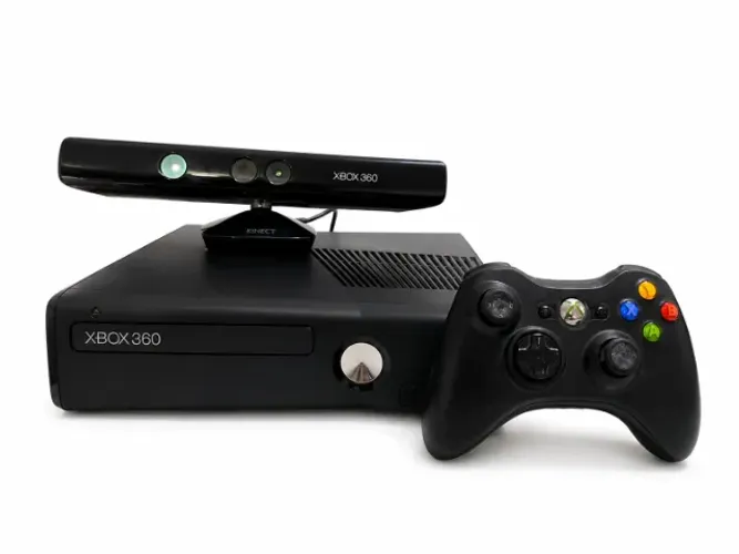 Xbox 360 Slim 4GB + Kinect + 14 Jogos Originais