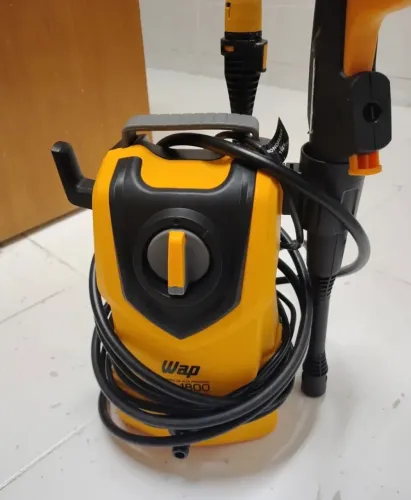 Lavadora de Alta Pressão WAP WL 1800 ? NOVA R$ 450 Nova, sem uso.