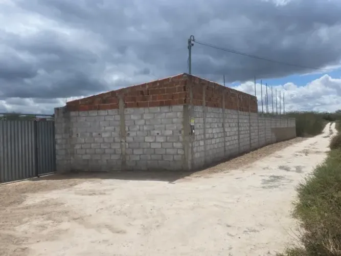 VENDE-SE CHÁCARA