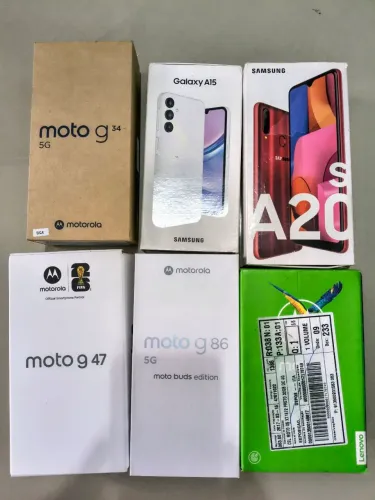 Kit com 6 caixas de Celular(Motorola e Samsung)- Bom estado de Conservação 
