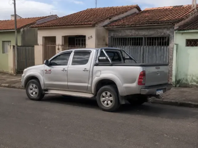 Toyota Hilux CD SRV D4-d 4X4 3.0 TDI Diesel AUT 2006