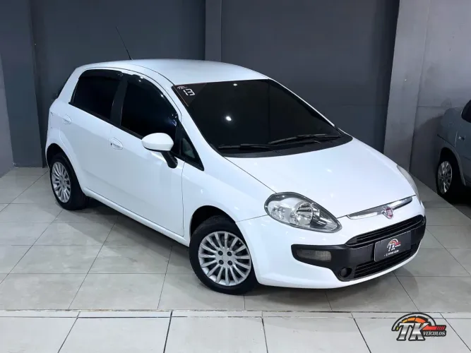 Fiat Punto Attractive 1.4 Fire Flex 8V 5P 2013