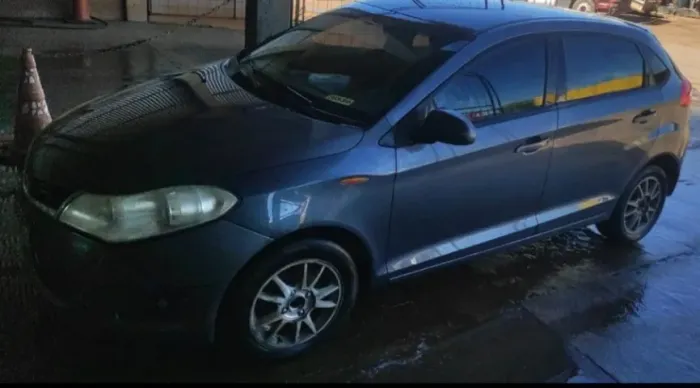 Chery Celer Hatch 1.5 16V Flex 5P 2013