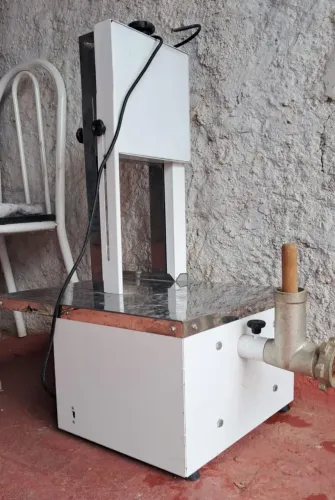 Máquina de cortar carne com moedor 