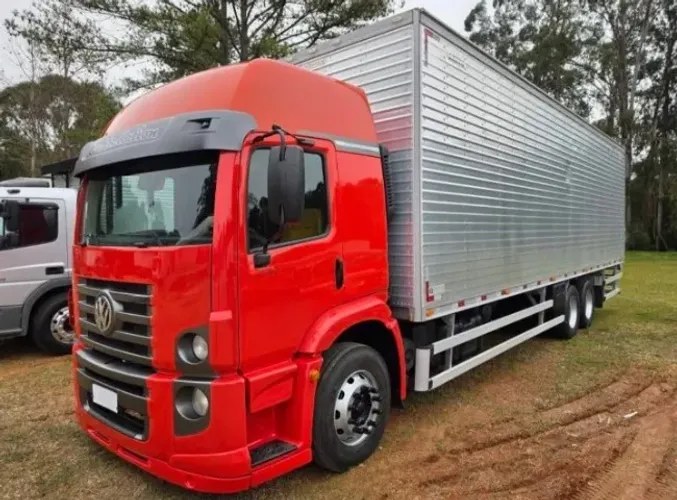 vw 24250 6x2 ano 2012 bau