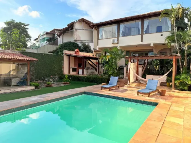 Casa ampla com 4 quartos na Ilha do Boi