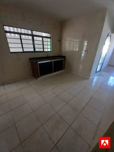 Casa com 5 quartos e 4 vagas à venda no Jardim Ipiranga em Americana