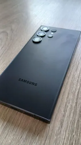 Samsung s23 ultra muito novo