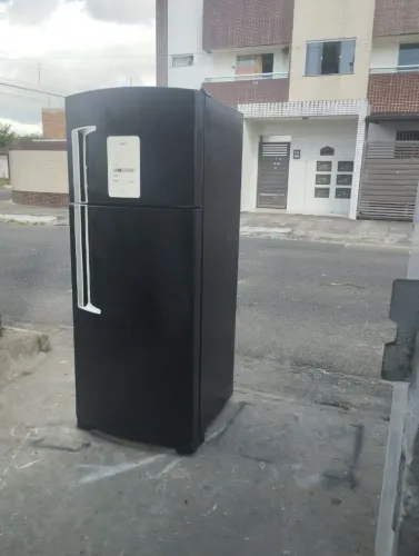 Geladeira Consul Frost Free adesivada
