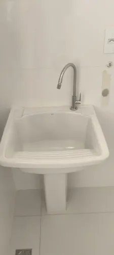 Tanque de louça Deca com coluna