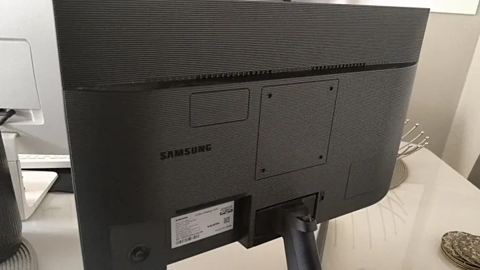 Monitor gamer Samsung T350 24 FHD 75hz USADO praticamente NOVO