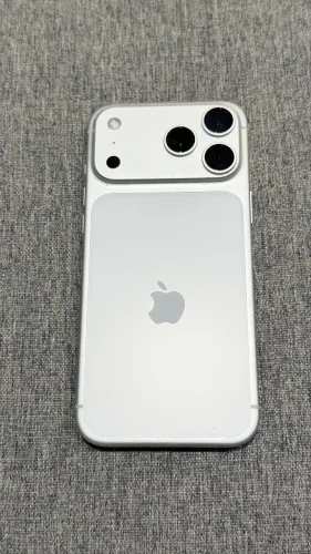 iPhone 17 pro Max 256 gb
