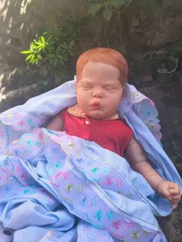 Bebê reborn kit Evelyn