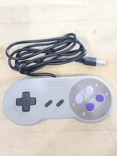 Controle USB formato super nintendo