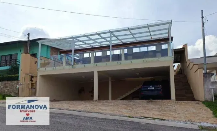 Parque Dom Henrique III, condomínio fechado - Casa TÉRREA com 4 suítes na Granja Viana