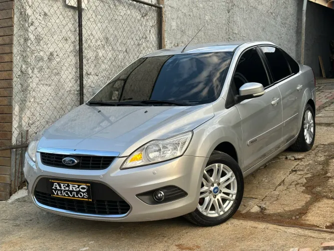 Ford Focus Sedan 2.0 16v/2.0 16V Flex 4P 2012