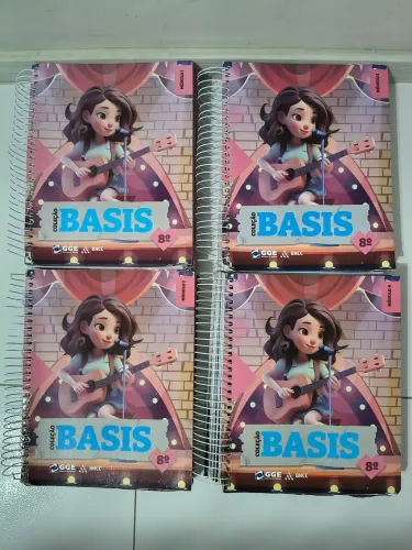 Livros/Apostilas GGE Basis 8 ano.
