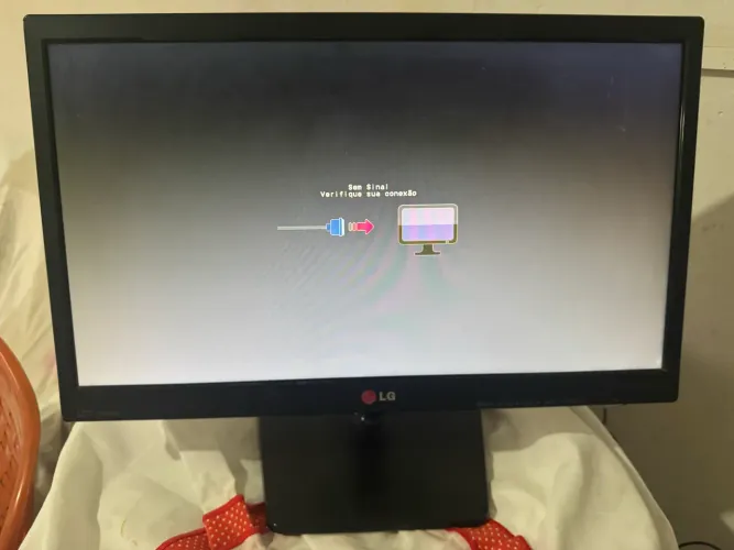 Monitor Led 20' Lg Flatron 20en33ss Vga Com Cabos