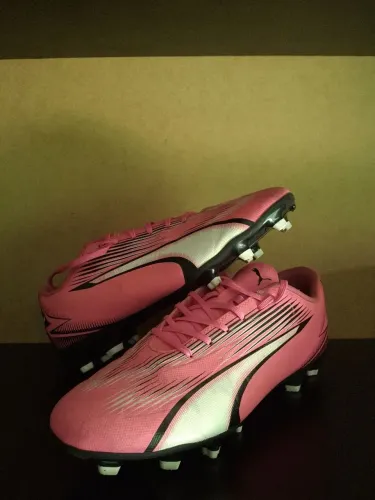 Chuteira Puma Ultra Play Campo - Rosa 43