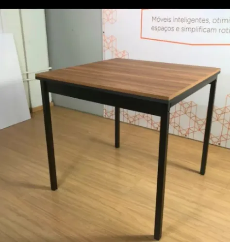 Mesa de Jantar tampo 70×70 Quadrada Moderna Carvalho Amadeirado Para Sala 