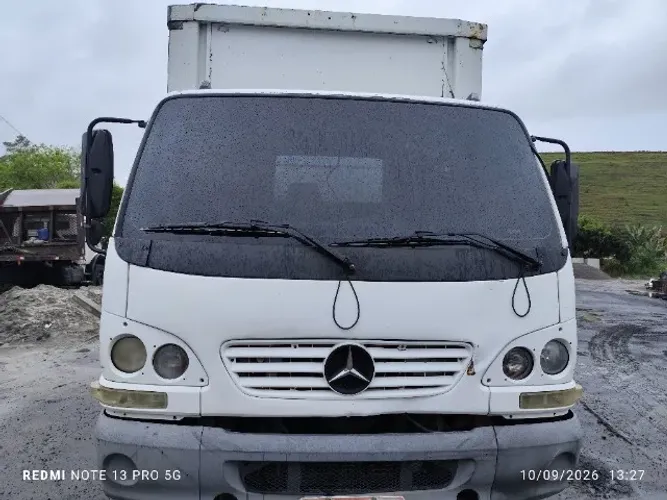 Caminhão Accelo 915