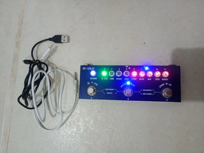 Pedal mvave Cube baby Bass para baixo
