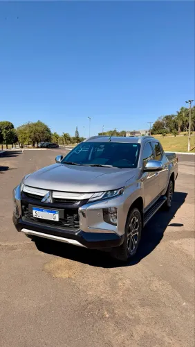 Mitsubishi L200 Triton Sport HPE-S 2.4 CD Dies. AUT 2024