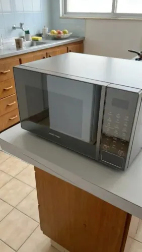 MICRO-ONDAS BRASTEMP - R$ 500,00