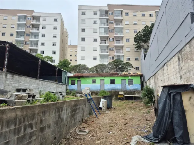 Terreno à venda em Interlagos - SP