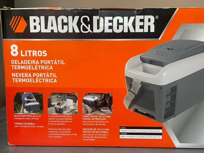 Geladeira Portátil Termoelétrica Black & Decker de 8 litros