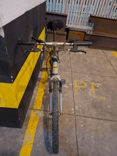 BICICLETA CALOI DE ALUMÍNIO 