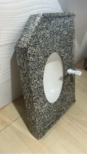 Lavatório de granito