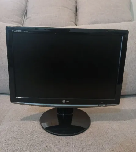 Monitor LG Flatron 17" Widescreen (W1752T) 