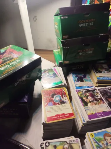 Cartas repetidas de one piece tcg (op 10 e op 12)