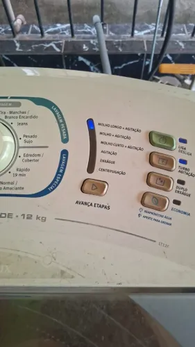 Máquina de lavar faz tudo
