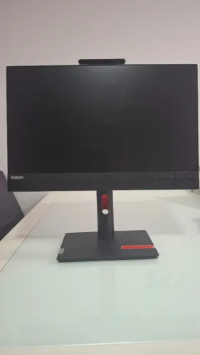 Monitor Lenovo Tiny in One Tio 22 Gen5 21,5" IPS Full HD