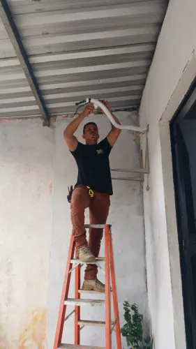 Instalação, limpeza, manutenção, recargar de gás