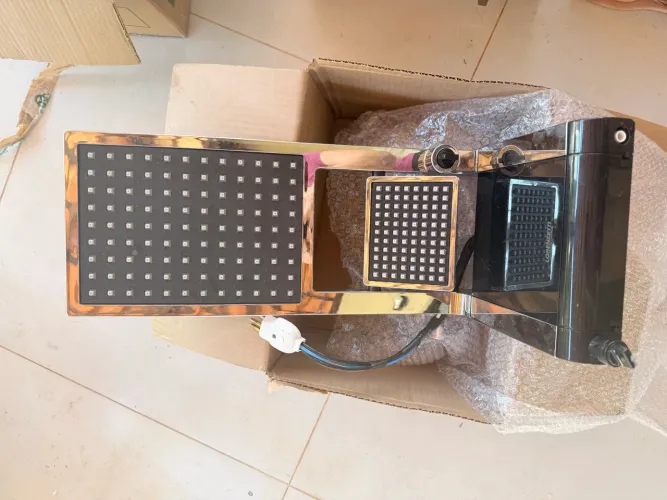 VENDO CHUVEIRO ELÉTRICO - 220V