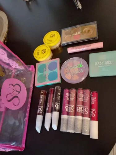 Kit maquiagem 16 itens mais bolsinha desapego