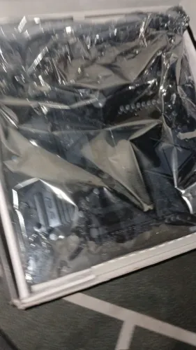 Vendo plaka mae b550m aorus elite
