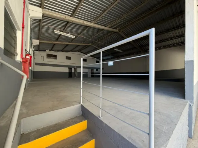 Galpão para alugar por R$ 7200.00, 360.00 m2 - AGUA VERDE - JARAGUA DO SUL/SC