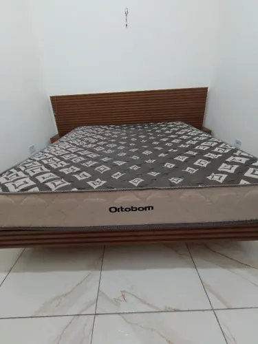 Cama com colchão