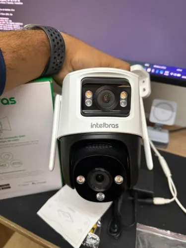 Câmera Smart Wifi 3mp Full Hd 360 Graus Im9+ Full Color Intelbras