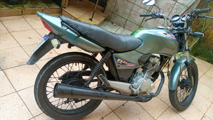 Vendo fan 125ks tudo funcionando perfeitamente