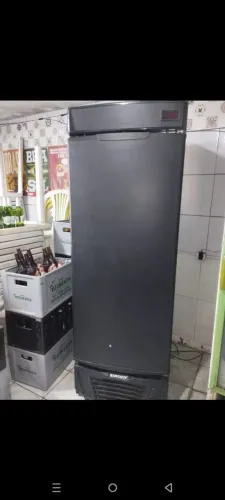 Cervejeira em ótimo estado gelando muito, marcar galopar