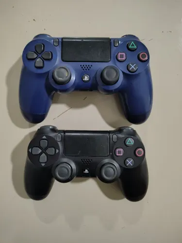 Controles Originais de PS4 (DualShock 4)