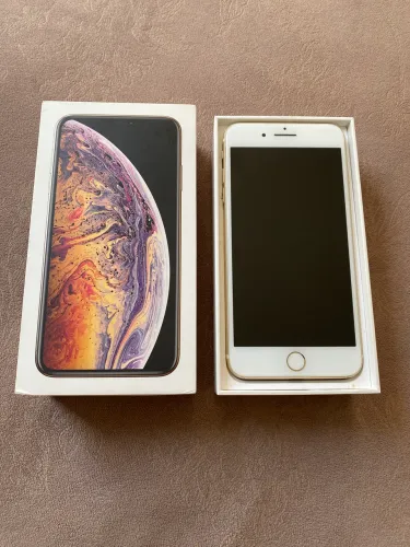 Vendo iPhone 7 Plus, dourado, aparelho muito novo, tem caixa; carregador e capinha