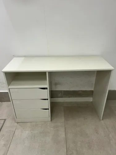 Mesa mdf branca com gavetas